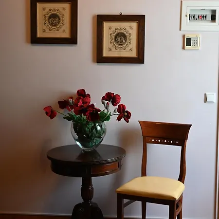 Polyxenia Отель Нафплион