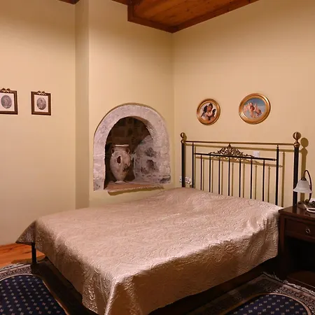 Отель Polyxenia Нафплион