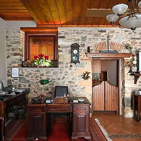 Polyxenia Hotel 4*